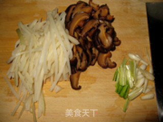 浙江小吃冬菇炒面的做法步骤：7