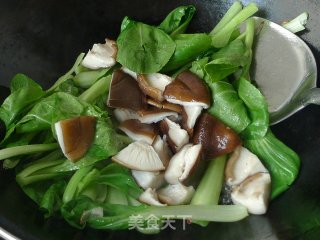 【浙菜】香菇青菜的做法步骤：5