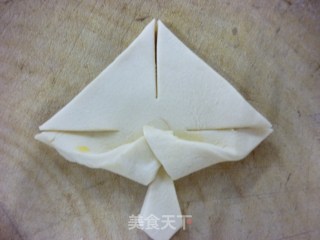 酥点系列之五——兰花酥的做法步骤：2