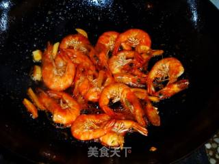【浙菜】油爆大虾的做法步骤：6