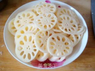 【浙菜】--醋溜藕片的做法步骤：2