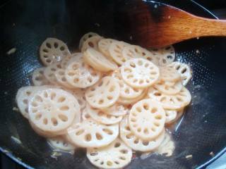 【浙菜】--醋溜藕片的做法步骤：10