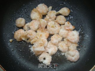 火龙果烩虾仁的做法步骤：5