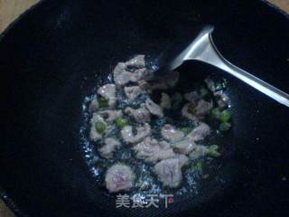 蒜苔炒肉的做法步骤：6