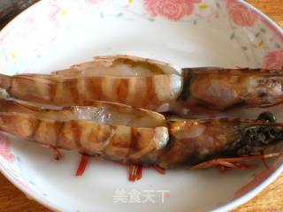 奶油烤虾的做法步骤：1