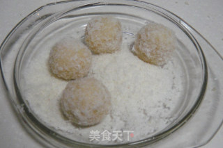 奶香椰子球的做法步骤：5