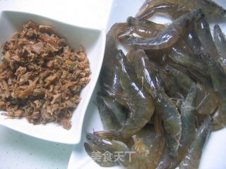 【浙菜】梅干菜烧虾的做法步骤：2