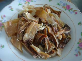 节瓜墨鱼煲排骨的做法步骤：3