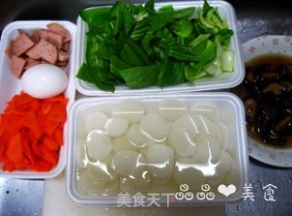 【浙菜】五色炒年糕的做法步骤：1