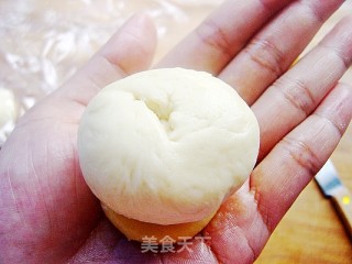 美味经典的"菠萝包"的做法步骤：7