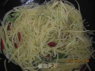 酸辣土豆丝的做法步骤：7