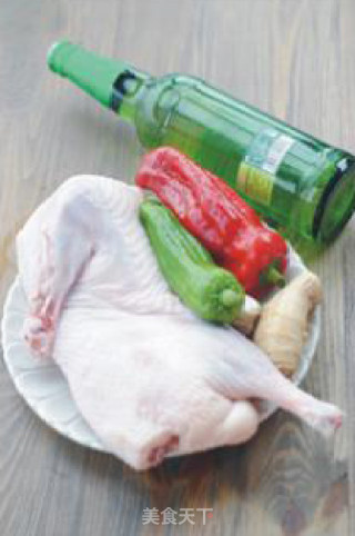 【湘菜】啤酒鸭——夏季里降火的大肉菜的做法步骤：1