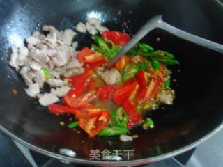 【湘菜】木耳炒肉的做法步骤：7