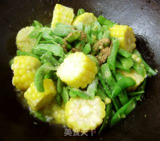 家常菜----豆角烩玉米的做法步骤：6