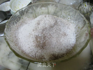 巧克力海绵蛋糕的做法步骤：6