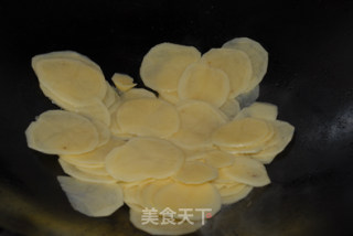 快手菜----剁椒土豆片的做法步骤：4