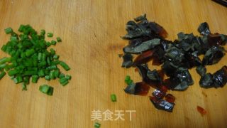 皮蛋豆腐的做法步骤：3