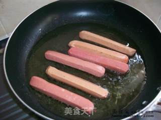早起十分钟做出好吃的早餐~~双味香肠的做法步骤：2