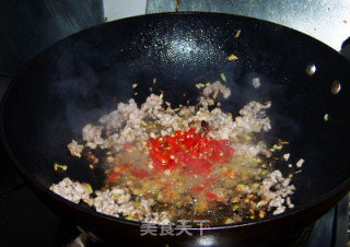 酸辣开胃的肉末酸豆角的做法步骤：5