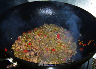 酸辣开胃的肉末酸豆角的做法步骤：9