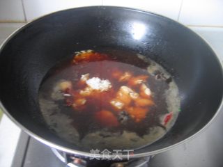 【湘菜】红焖小土豆的做法步骤：5