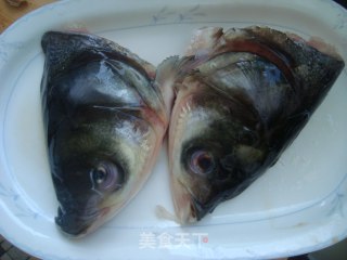 【湘菜】剁椒鱼头的做法步骤：3