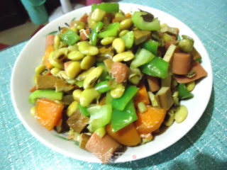 素炒什锦蚕豆的做法步骤：5