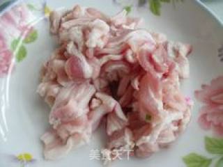 农家小炒肉的做法步骤：1