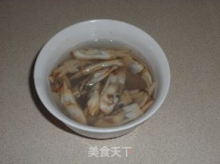 蛏子蕃茄豆腐羹的做法步骤：3