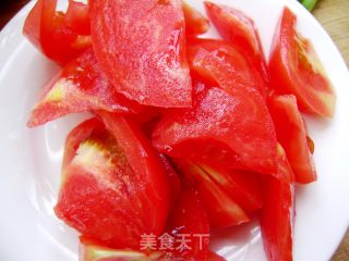 二伏的面----蛋花番茄面的做法步骤：3