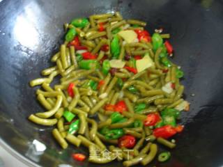【湘菜】酸豆角烧鸭的做法步骤：11