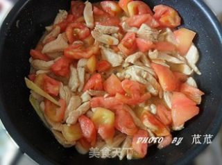 番茄金针菇烩肉丝的做法步骤：7