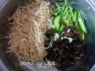 麻辣凉拌鸡丝 （夏日凉拌菜）的做法步骤：6