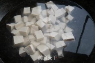 毛豆烧豆腐的做法步骤：2