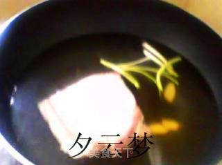 梅干菜扣肉的做法步骤：2