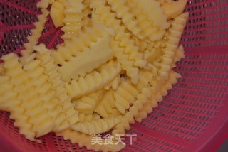 烧烤味的土豆条的做法步骤：2