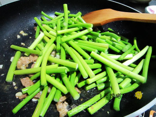 蒜薹炒肉的做法步骤：7