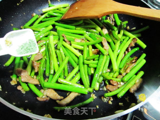 蒜薹炒肉的做法步骤：9