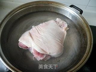 适合我家口味的--霸王肘子的做法步骤：3