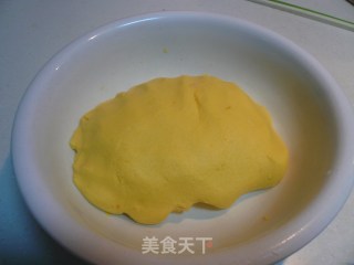 南瓜豆沙包的做法步骤：4
