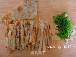 美味家常炒饼 （荤素搭配）的做法步骤：4