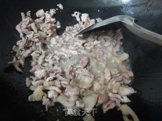 香干炒肉丝的做法步骤：4