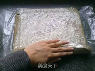 【黑芝麻蛋糕卷】的做法步骤：9