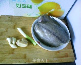 清炖偏口鱼的做法步骤：1