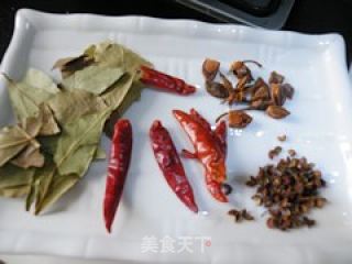 毛家红烧肉的做法步骤：1