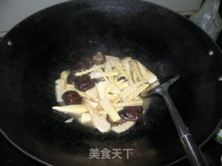 【湘菜】油焖双冬的做法步骤：7