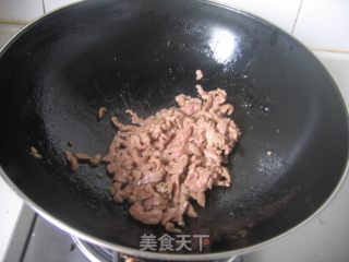 【湘菜】茭瓜牛肉丝的做法步骤：4