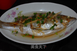 清蒸鲈鱼的做法步骤：8