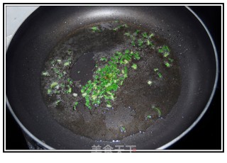 赏心悦目的青红椒炒藕丝的做法步骤：11