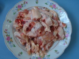 【湘菜】酸荞头蒸鸡块的做法步骤：1